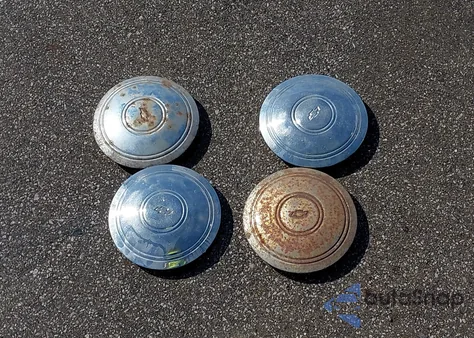 1996 GMC Sierra C1500 z USA, uszkodzony, nr VIN 1GTEC14W1TZ541091